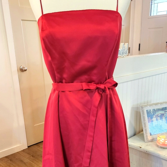 Worn Once - PAPELL BOUTIQUE - Christmas Red Formal Gown - Size 14 - Picture 3 of 5